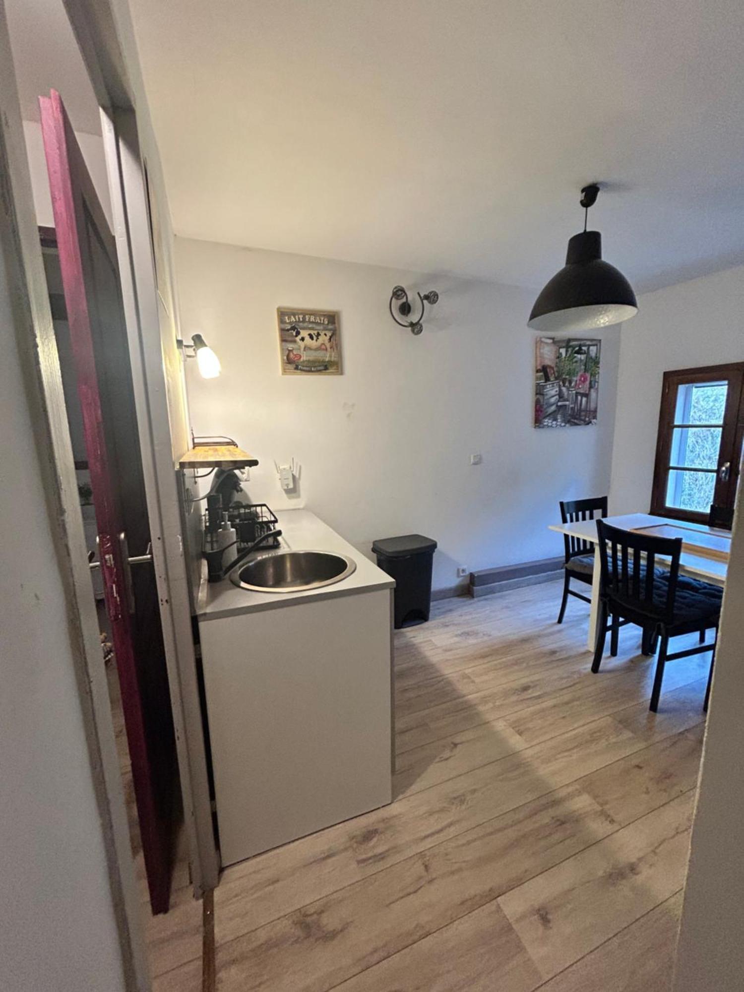 Le D'Tour Gourmand Panzió Toulouse-le-Chateau Kültér fotó